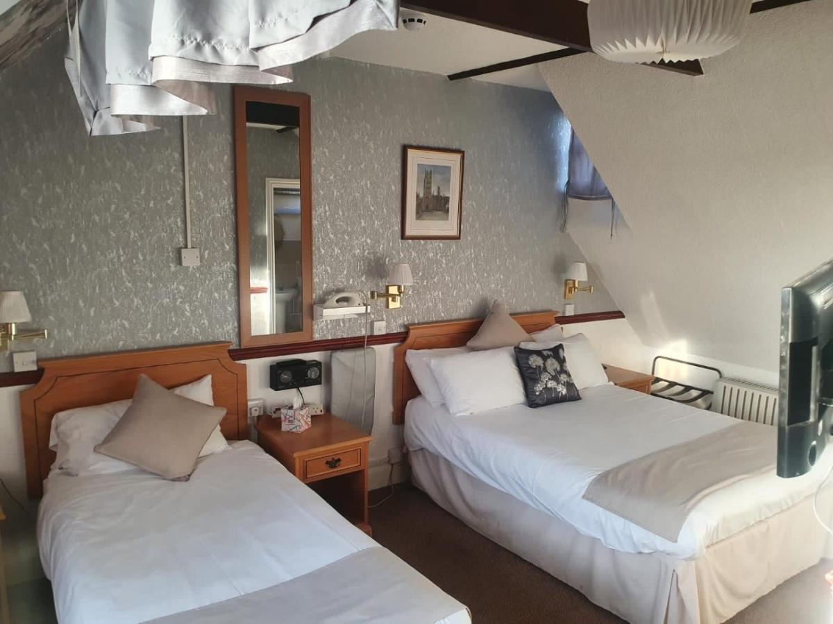The Nyton Guesthouse Ely Esterno foto