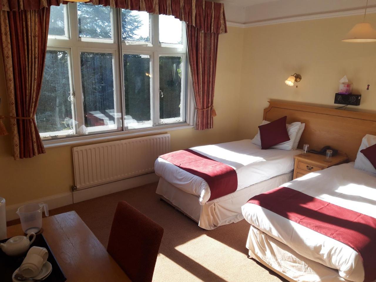 The Nyton Guesthouse Ely Esterno foto